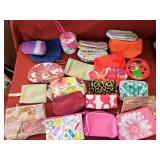 20+ Soft Vinyl Makeup Clutch Zipper & Snap Bags