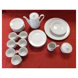 Gibson China White Porcelain Gold Trim