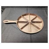 Vintage Cat Iron Corn Bread Skillet