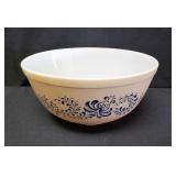 PYREX Homestead 403 Mixing Bowl 1976-80