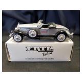 ERTL Die-Cast 1930 Packard 1990 American Toy Fair
