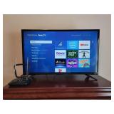 32" Insignia Roku TV (no remote) - WORKS
