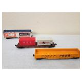 Mixed Lot (3) HO Scale Train Cars