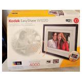 Kodak Easy Share W1020 Wireless Digital Frame