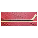 1981-2 Hockey Stick Dallas Black Hawks Autographed