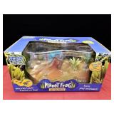 Uncle Milton Planet Frog Live Habitat NEW