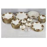 1962 Royal Albert Bone China Old Country Roses Set