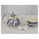 Sadler England Tea Pot & USA Tea Mug Blue Willow