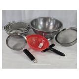Mixed Lot Kitchen Strainers