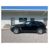 2017  INFINITI  QX70