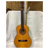 Harmony Guitar Model No. H5475, 35 1/2"L, 13"W