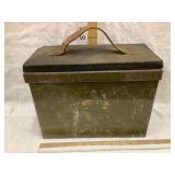 Metal Queen Shell Case/Box & Seat, 12"W, 10"T,