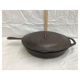 Lodge Cast Iron Skillet w/ Lid, Sits Flat,