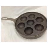 Griswold Cast Iron No. 962 Abelskiver, 9