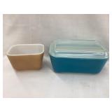 (2) Pyrex Refrigerator Jars, (1) w/ Lid, Lid Rim