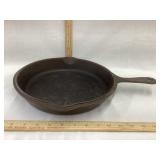11" Cast Iron Pan, Sits Level