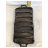 BSA Cast Iron Cornbread Pan, 12 3/4ï¿½ x 5 3/4ï¿½