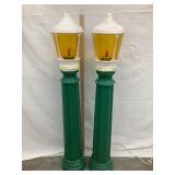 (2) Union Products Inc. Green Post Lanterns Blow