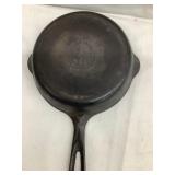 Griswold Cast Iron No. 5 Skillet, 8ï¿½ Diameter,