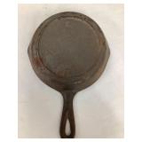 Vintage Lodge 3 Notch Cast Iron no. 3 Skillet, 6