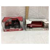 NIB Ertl Case 1/32 Scale Toy 2294 MFD Toy Tractor