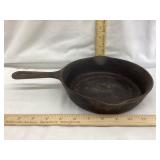 Griswold Cast Iron No 5 Skillet, Sits Level,