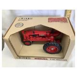 Ertl Farmall F-20 Toy Tractor, 1:16 Scale, NIB