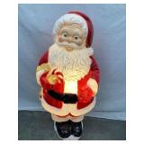 Grand Venture Santa w/ Candy Cane w/ Yellow