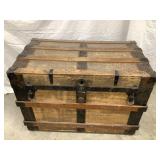 Primitive Wood Flat Top Trunk, 34ï¿½T, 24ï¿½T, 20ï¿½D,