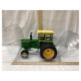 Ertl John Deere 4620 Toy Tractor, 1/16 Scale,