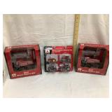 (2) Ertl Massey-Ferguson 1:64 Scale 8680 Combines
