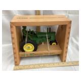 NIB Ertl John Deere Model A 1/16 Scale Toy