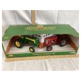 NIB Ertl John Deere 330 & 430 Dubuque Collector