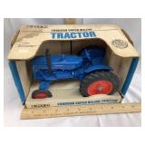 NIB Ertl Fordson Super Major 1/16 Scale Tractor,