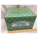 NIB Ertl John Deere Model 520 1/16 Scale Toy