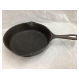 Griswold No. 5 Cast Iron Skillet, 8"Diameter,