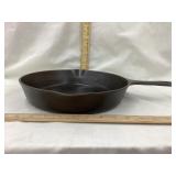 Griswold No. 8 Cast Iron Skillet, Sit Flat, 10