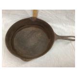 Griswold No. 8 Cast Iron Skillet, Sits Flat, 10