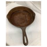 Cast Iron #6 Skillet, 9' Diameter, Inside Rust