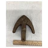 Cast Iron Weight/Arrowhead, 4 3/4'T