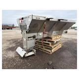 Monroe Spreader