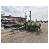 John Deere 7200 12 Row 30in Planter