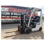 2014 Nissan UniCarrier Tow Motor