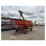 Gravity Wagon with Side Auger