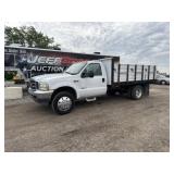 2002 Ford F-550 XLT Lariat