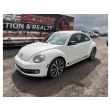 2012 VOLKSWAGON 2D