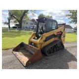 2016 Caterpillar 257D Skid Loader