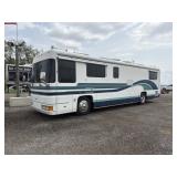 1995 Foretravel U295C RV