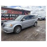2013 Chrysler Town & Country