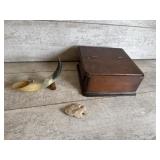 Wood box, arrowhead, horn ashtray